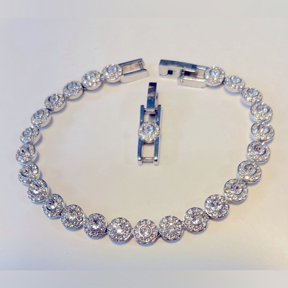 Quiet Luxury Tennis bracelet with extension